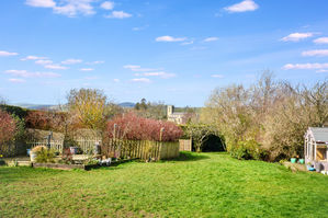 Photo 24- click for photo gallery